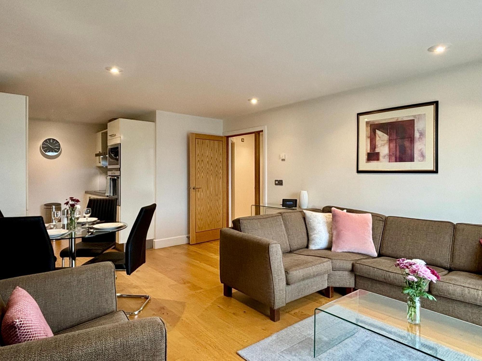 Your Space Apartments - The Hamilton'S Cambridge-i reptér Kültér fotó